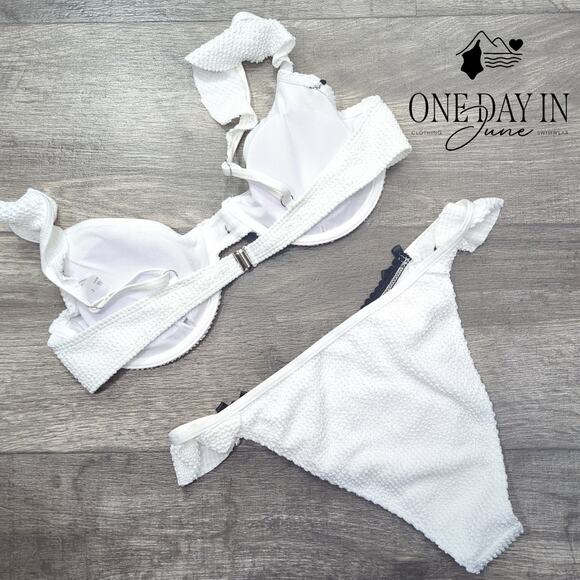 CharmLeaks Smocked Underwire Bikini Swimsuit Size L - Picture 6 of 6